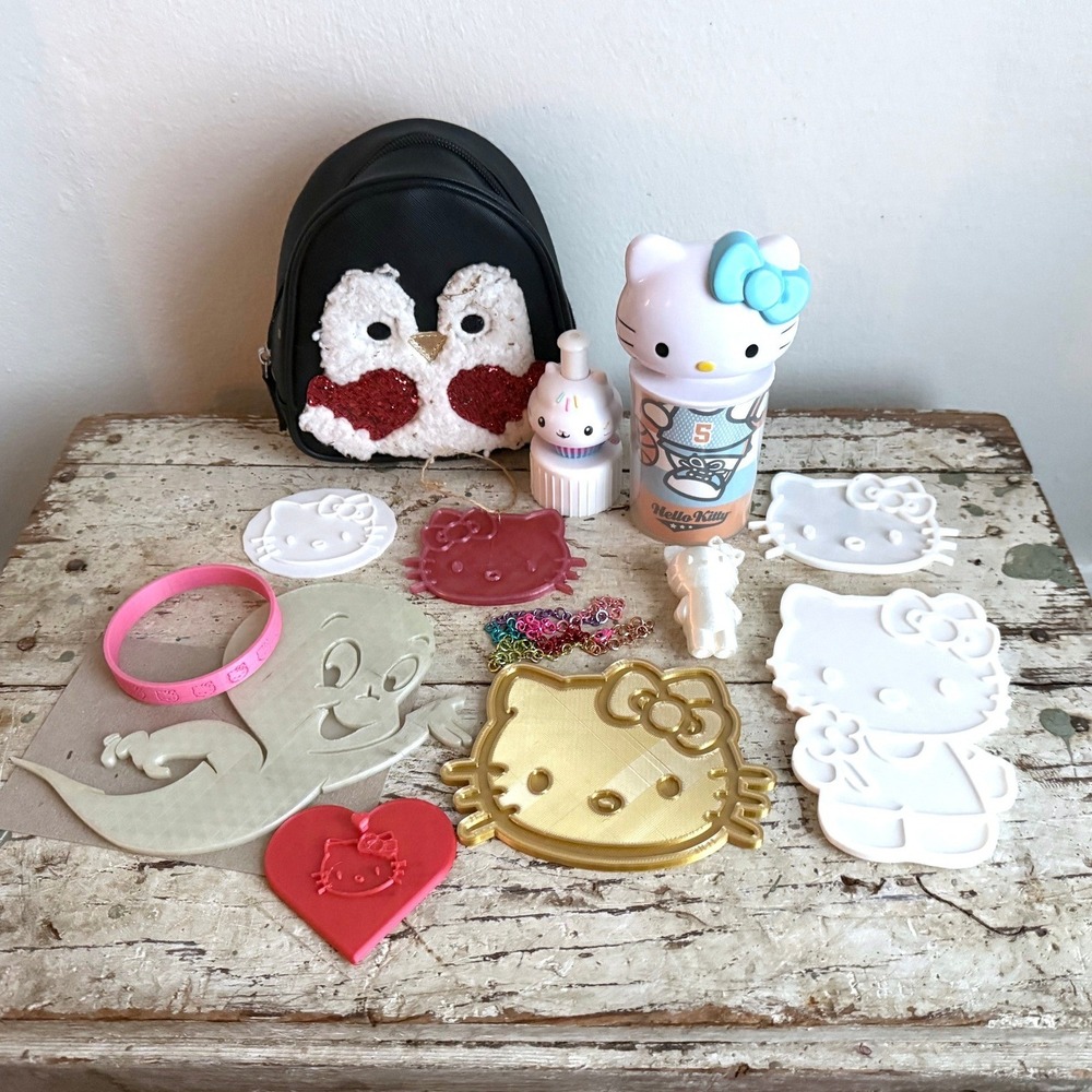 Hello Kitty Sanrio Mixed Bundle 3D Printed Plaques Mini Backpack